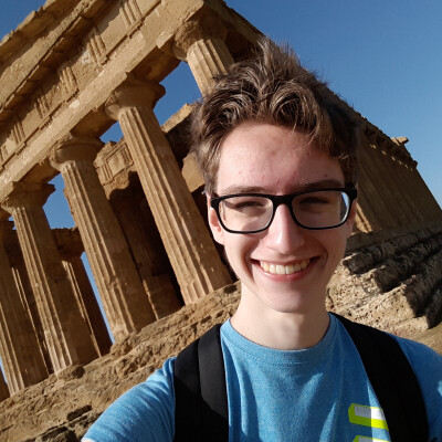 Bas zoekt een Huurwoning / Kamer / Studio / Appartement in Utrecht