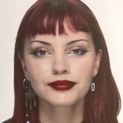 Nienke zoekt een Huurwoning / Kamer / Studio / Appartement in Utrecht