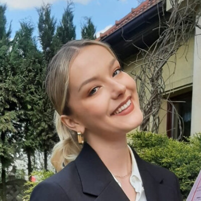 Natalia  zoekt een Kamer / Studio / Appartement in Utrecht