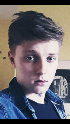 Tomas