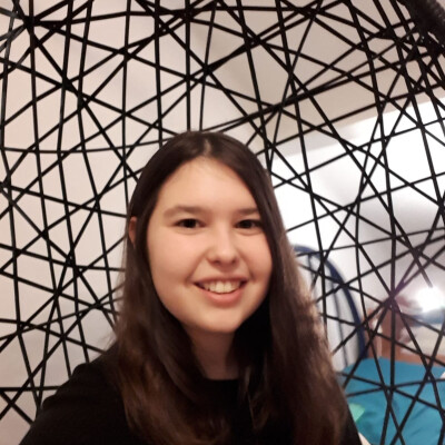 Suzanne zoekt een Huurwoning / Kamer / Studio / Appartement in Utrecht