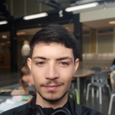 Lucas zoekt een Huurwoning / Kamer / Studio / Appartement in Utrecht