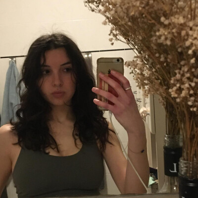 Naná  zoekt een Huurwoning / Kamer / Studio / Appartement in Utrecht